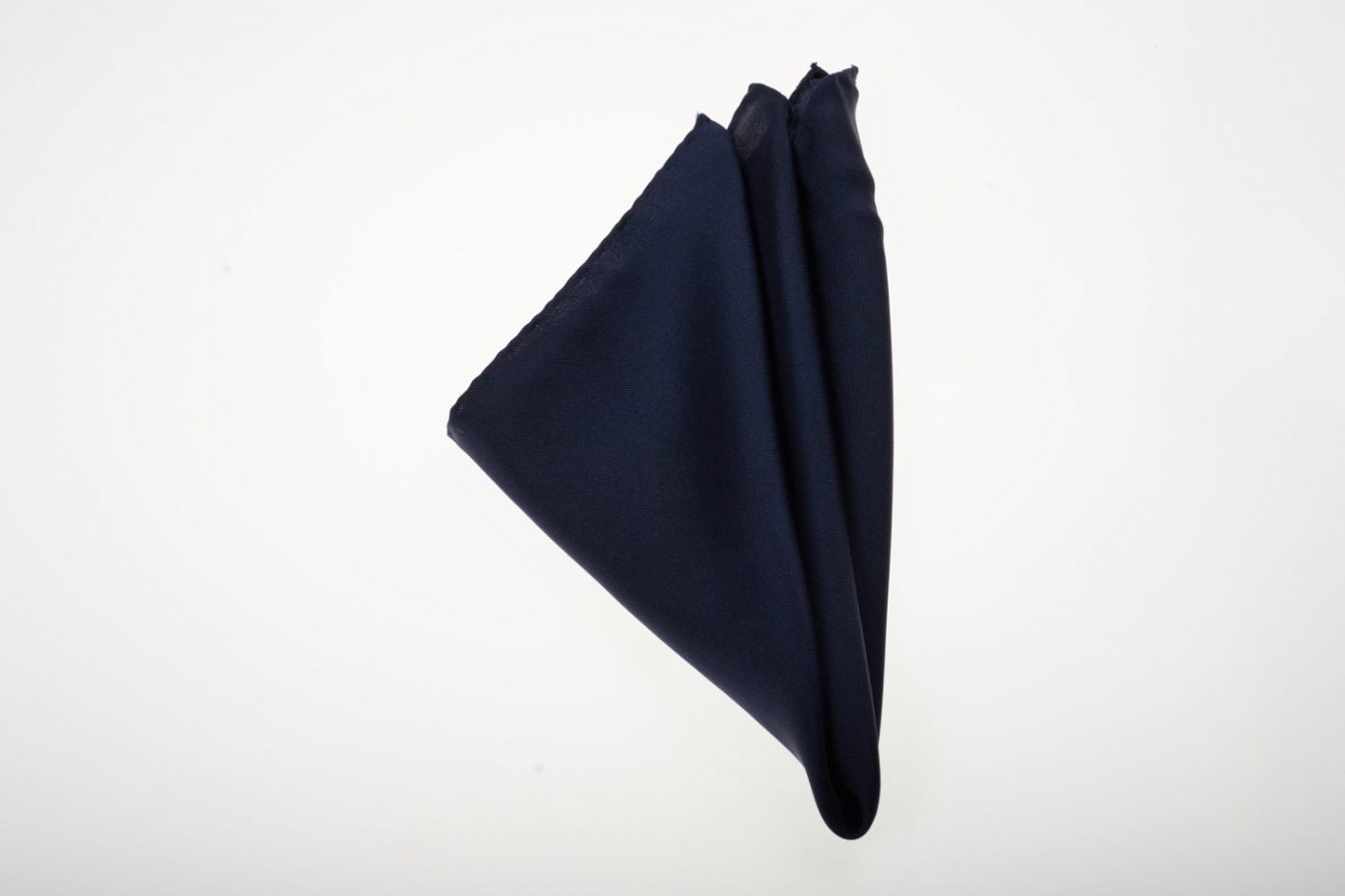 pochette μπλε σκούρο μαντήλι pochette μπλε σκούρο μετάξι | Andrew's Ties
