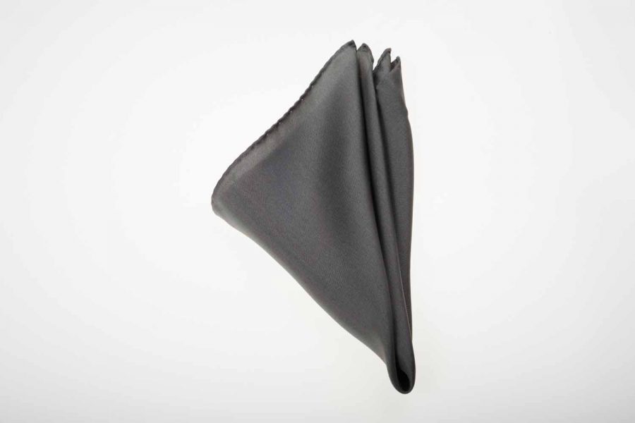 Pochette γκρι σκούρο μονόχρωμο, Μετάξι 100%
