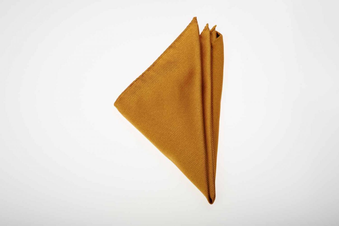 Pochette κίτρινο μπρονζέ μονόχρωμο, Μετάξι 100% 1 Pochette κίτρινο μπρονζέ μονόχρωμο, Μετάξι 100%