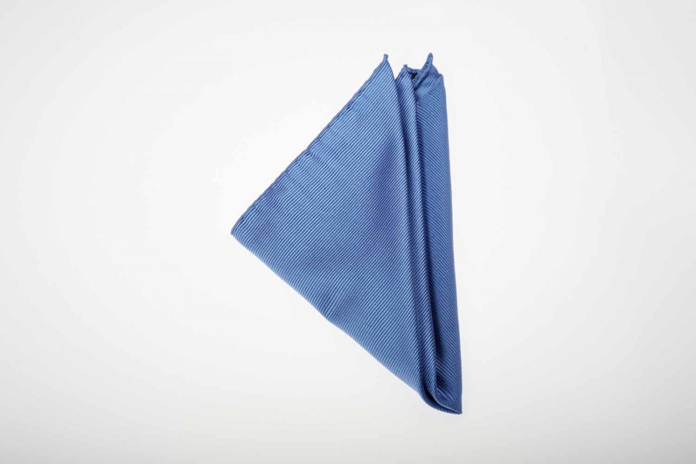 Pochette σιέλ οινοπνευματί μονόχρωμο, Μετάξι 100% 1 Pochette σιέλ οινοπνευματί μονόχρωμο, Μετάξι 100%