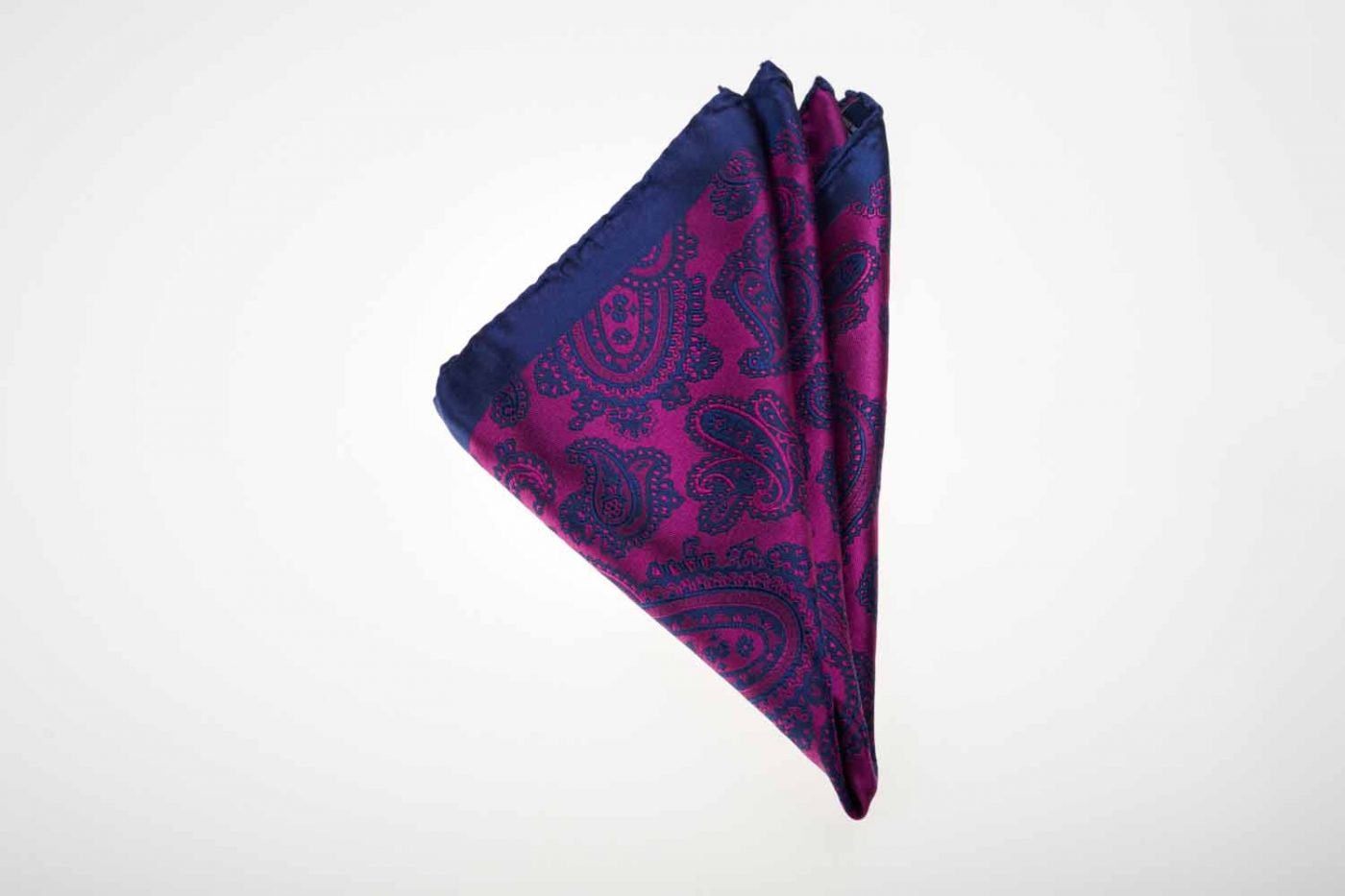 Pochette μπλε με φούξια λαχούρι, Μετάξι 100% 1 Pochette μπλε με φούξια λαχούρι, Μετάξι 100%